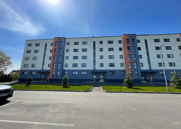 Lille With A Sunny Balcony 公寓 派尔努